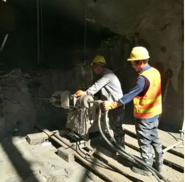 海珠水下抗分散灌浆料特点 水下不分散注浆料介绍